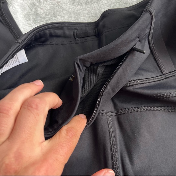 ATHLETA Vitality Rib 7/8 Tight Black NWT - Picture 8 of 11